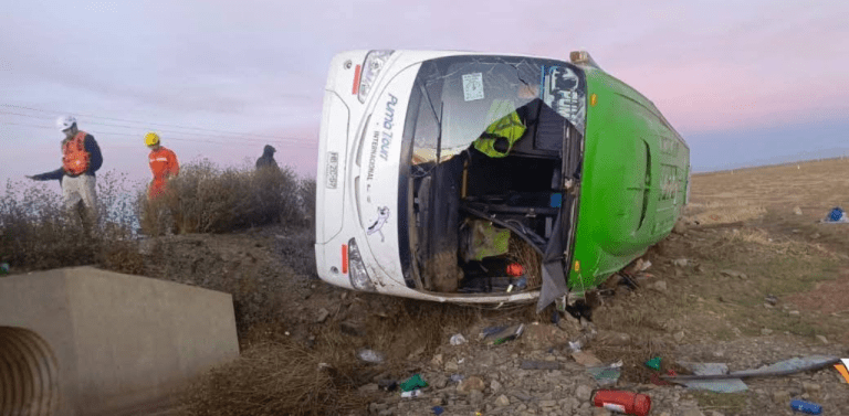 Durante la madrugada de hoy, un trágico accidente vial se registró en la ruta Pisiga-Oruro