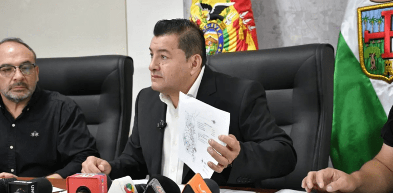 El alcalde de Santa Cruz de la Sierra, Jhonny Fernández, ha dispuesto una “pausa administrativa” en el caso del mercado Mutualista