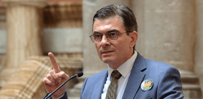 Rodrigo Paz encarga a Marcelo Blanco la creación de condiciones para atraer inversiones en hidrocarburos