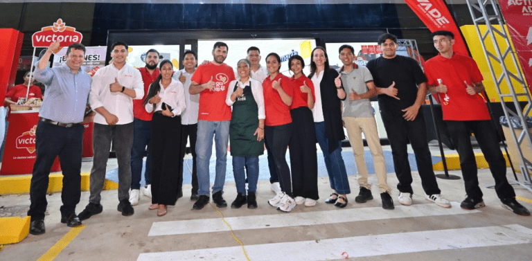 Nexocorp inaugura nueva sucursal integral en Santa Cruz con Farmacorp, Amarket y Amarkafé