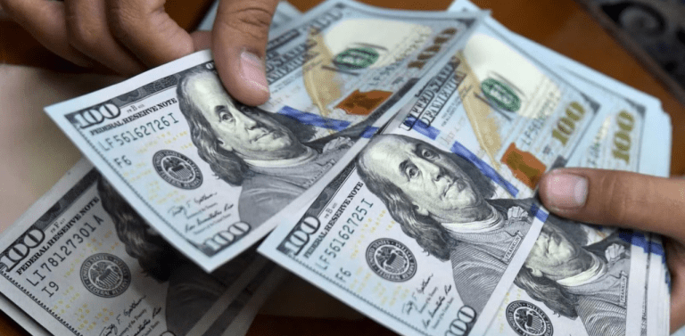 El dólar oficial inicia su escalada en el marco del nuevo régimen cambiario