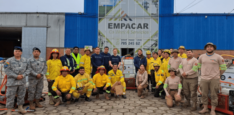 EMPACAR y Global Medic fortalecen la capacidad de respuesta de los bomberos con una nueva entrega de Fire Skids